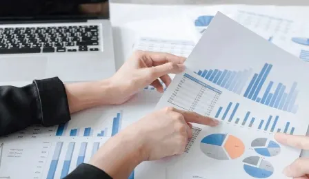 BUSINESS VALUATION 1 Business Valuation Services