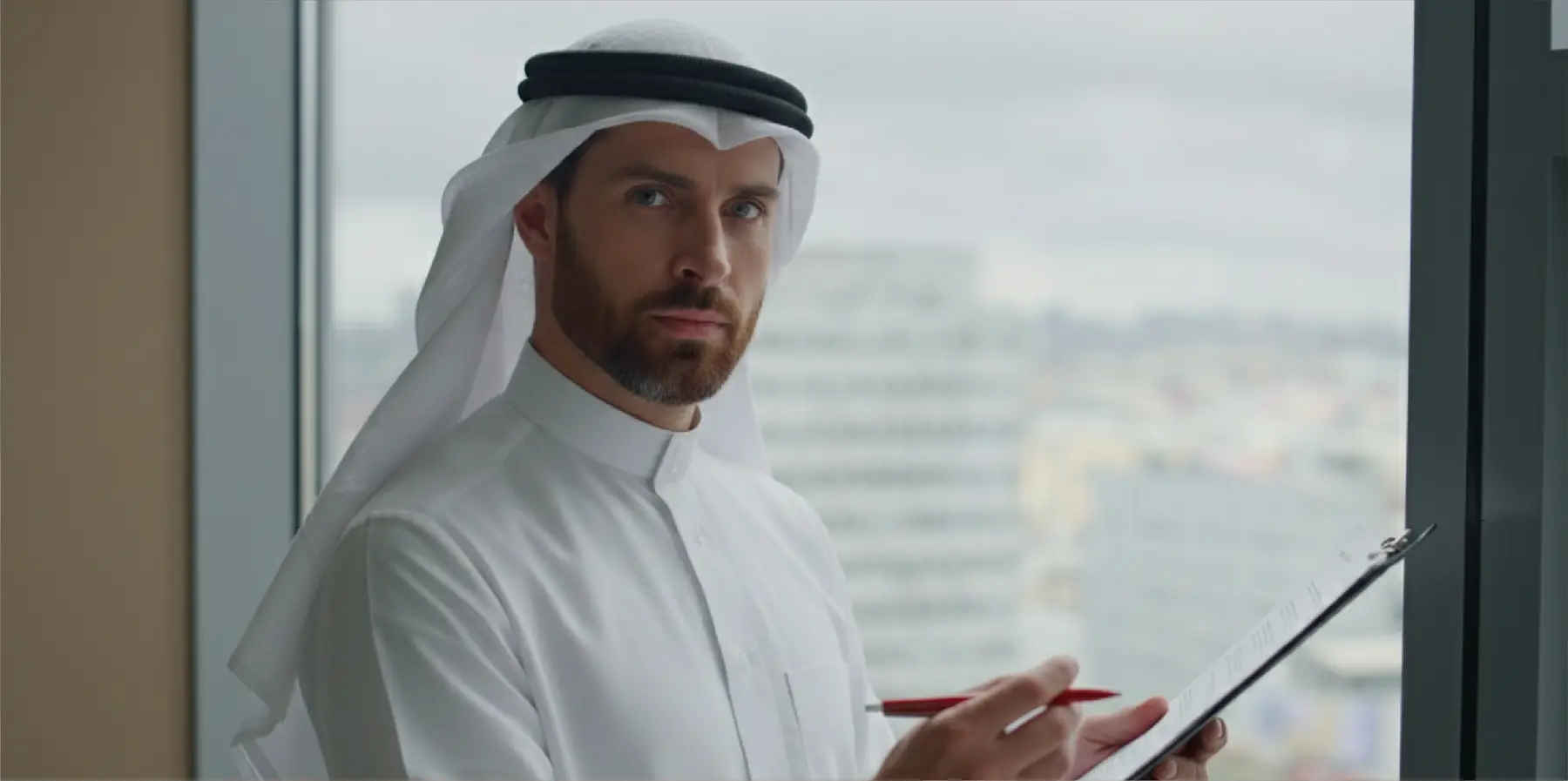 CORPORATE GOVERNANCE REVIEW IMAGE 02